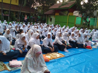 Pembiasaan Hari Senin 080919