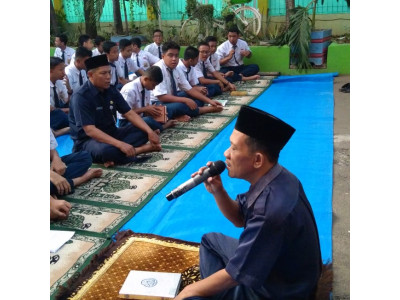 Pembiasaan Hari Senin 080919